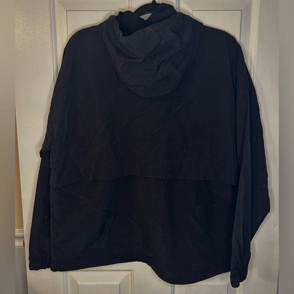 NWT VUORI Women’s Willow Jacket- Black/ Size Medium - Picture 6 of 14